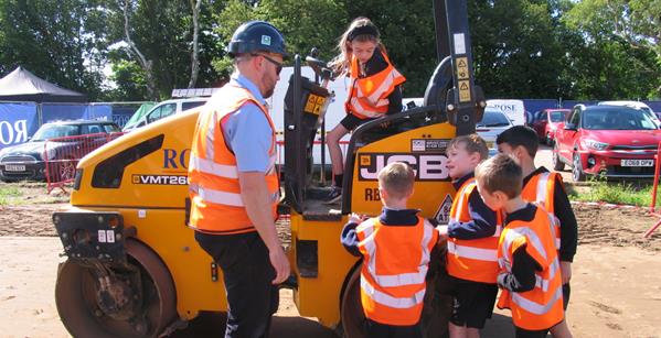 Jonathon Crouch And Pupils On A Roller
