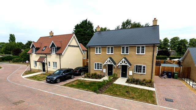 HASTOE(200625)063