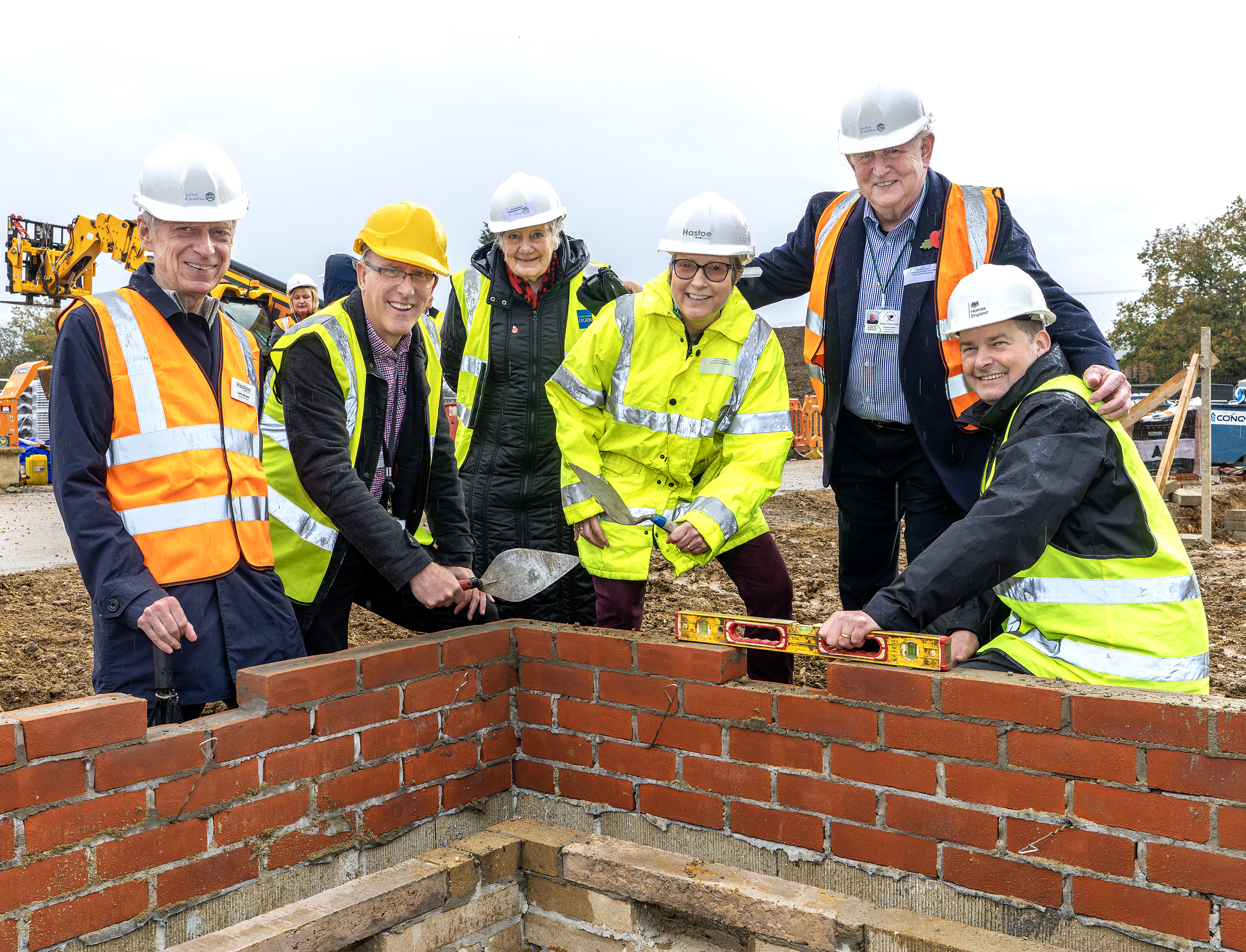 L (John Bruton, Peter Lock, Cllr Sandra Saban, Ulrike Maccariello, Cllr Mark Lemon And James Hick) R